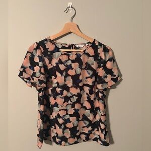 Reitmans abstract print flutter sleeve top